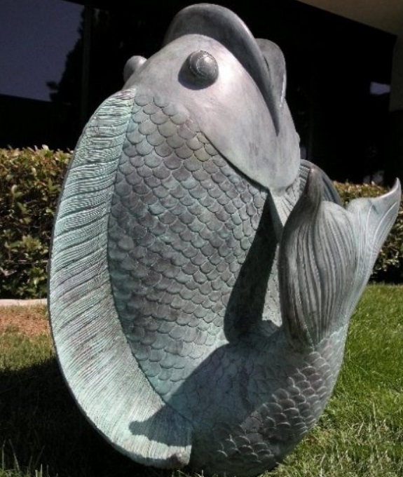 garden abstract fish statue