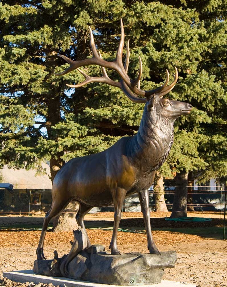 Art Bronze Sculpture of Elk