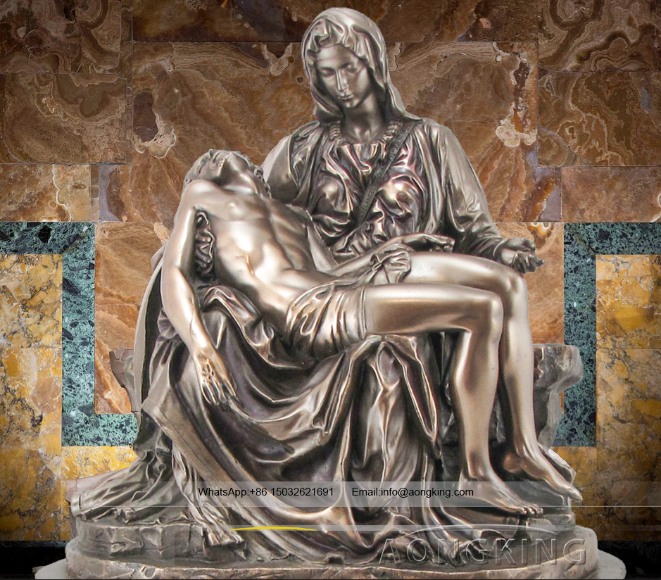 Mary and Jesus Statue Michelangelo St Pieta
