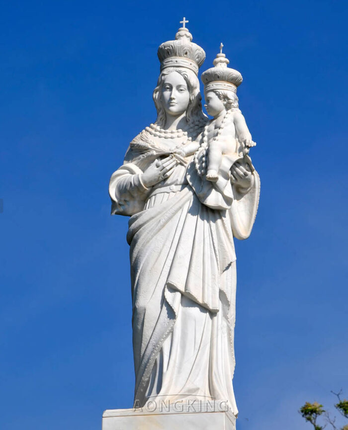 Our Lady of Divine Providence statue