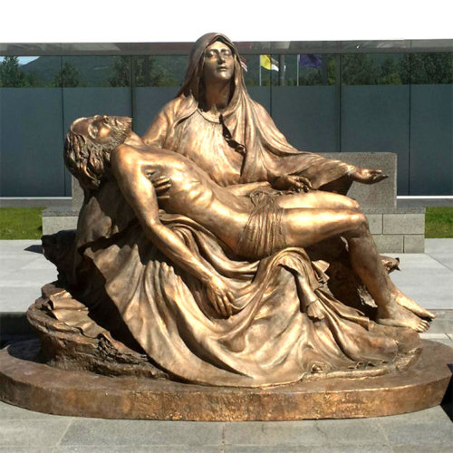 statue of Mary holding dead Jesus
