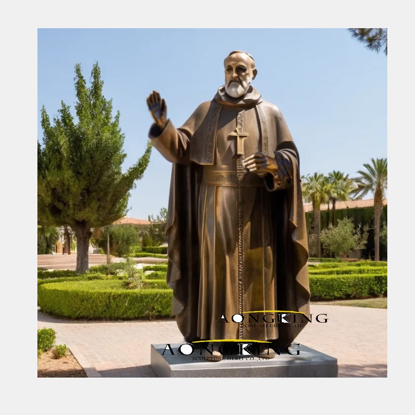 Affectionate greeting Standing Padre Pio Sculpture Brass