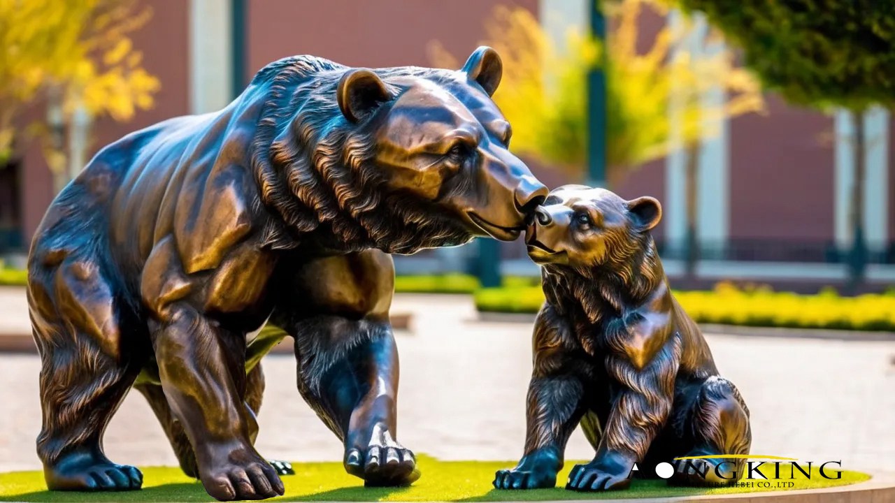 Naturalistic "intimate mother and cub" lawn ornament bears statues